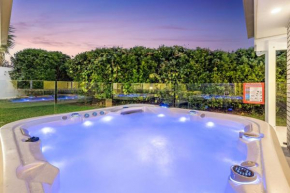 Salty Pause at Bondi House - with Spa and Pet Friendly!